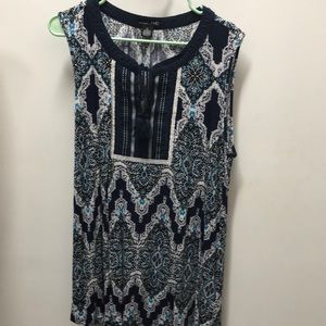 Sleeveless blouse woman’s